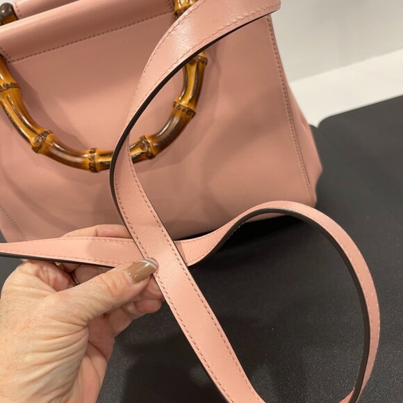 Gucci Medium Nymphaea Top Handle 2-way Bag Preloved in Good Condition  (124487) - Picture 11 of 14